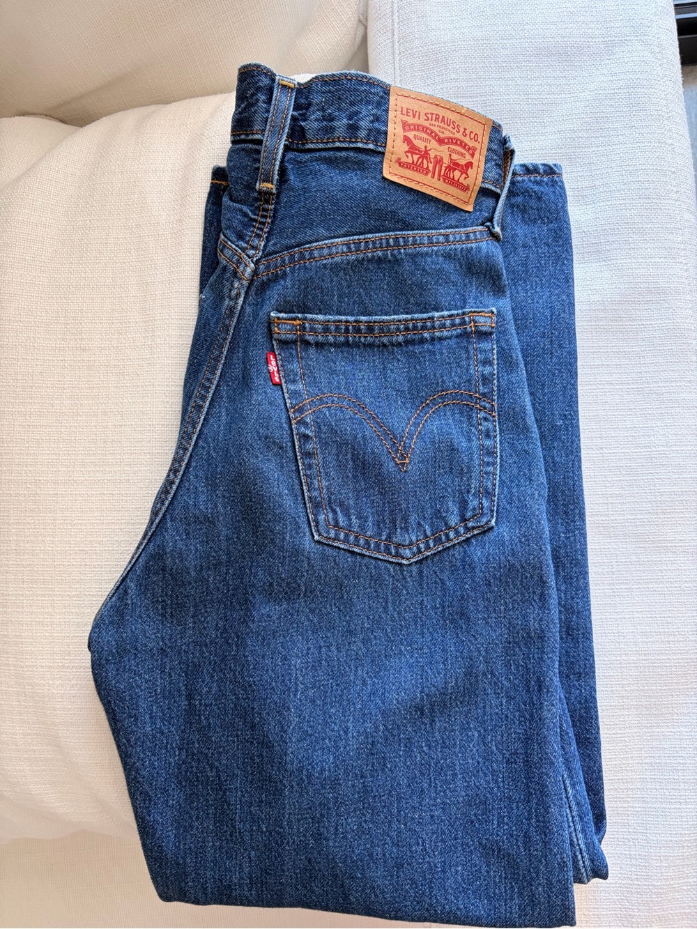 Levi's Straight Leg Women's Jeans - Dark Blue Denim